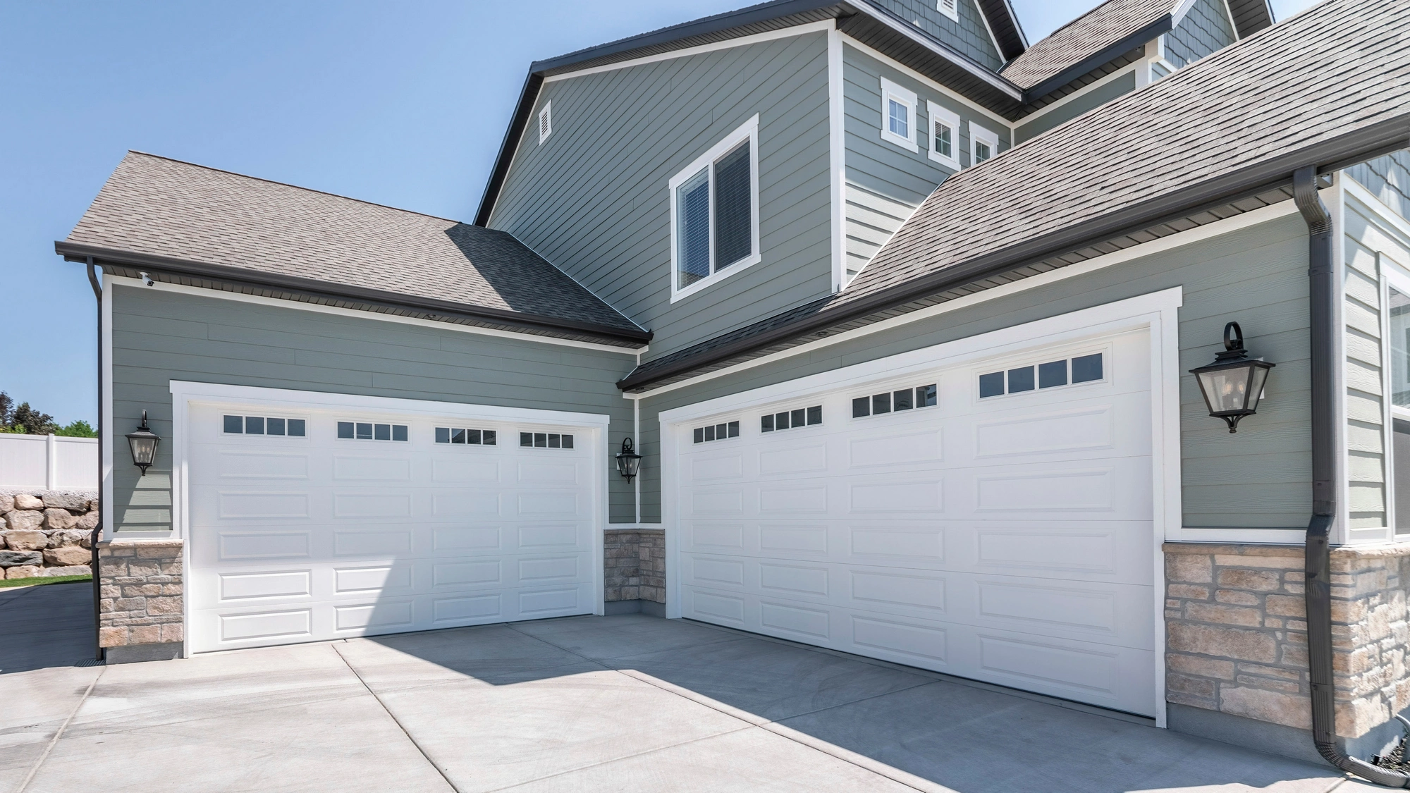 Siding Contractors Near Me in Hinsdale